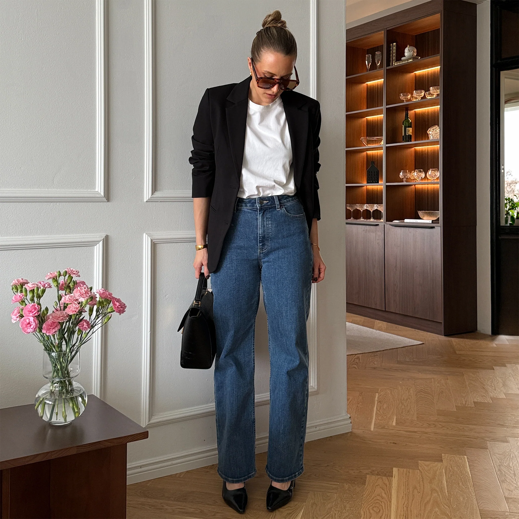 Relaxed ComfortDenim™ Jeans - Image 6